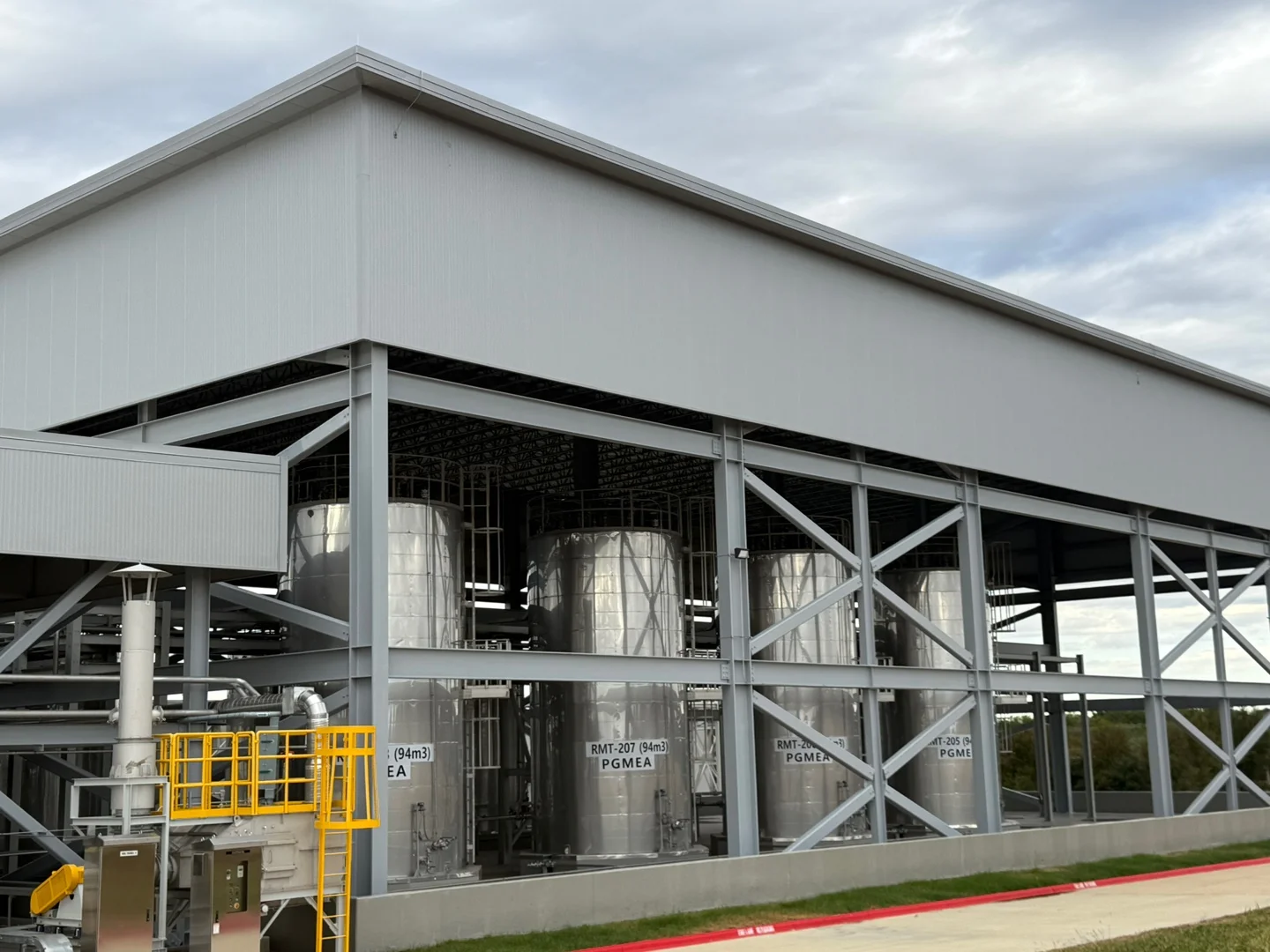 Industrial plant with structural steel, piping and equipment